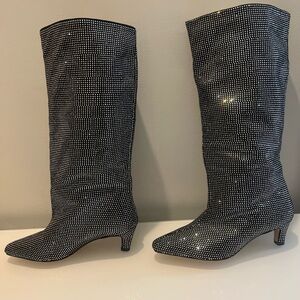 Vero Cuoio Black and White Heeled Boots with Exotic Texture
